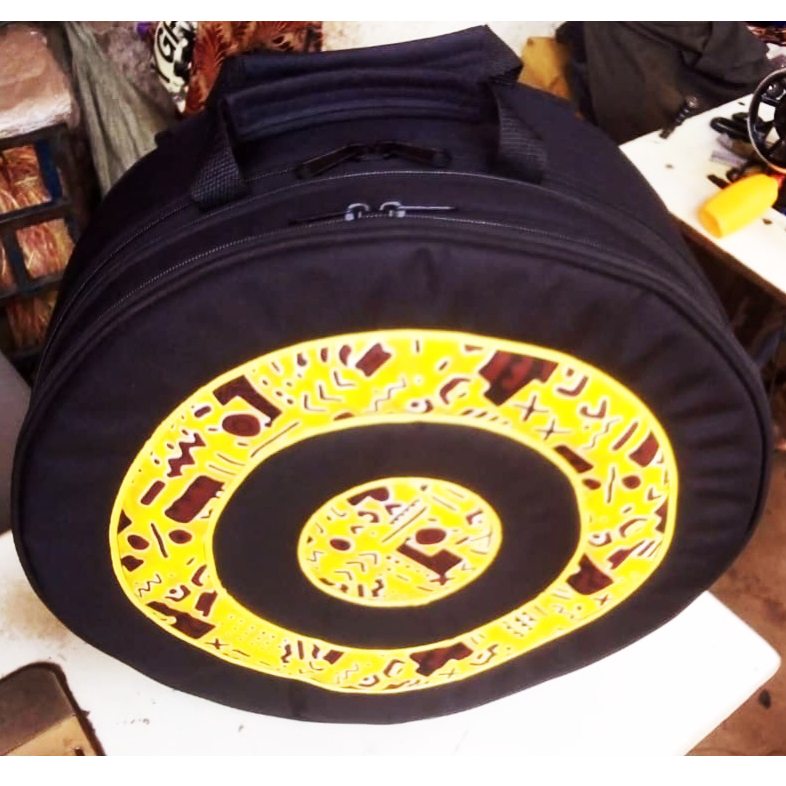 NYAMA-SACOCHES-TAMBOUR